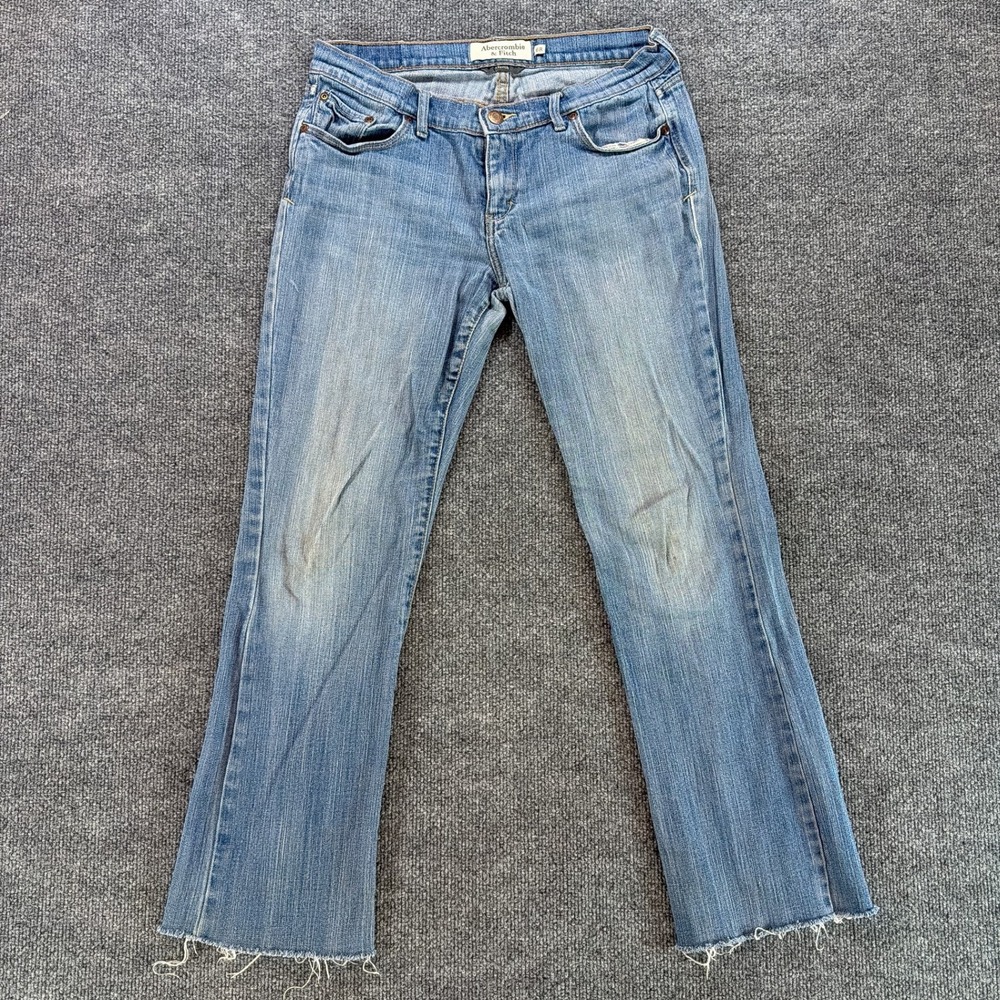 Abercrombie & Fitch Emma Low Rise Bootcut Jeans Light Wash Raw Hem Blue 6R Denim